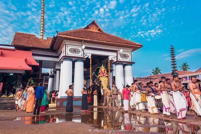 Vaikom Mahadeva Temple